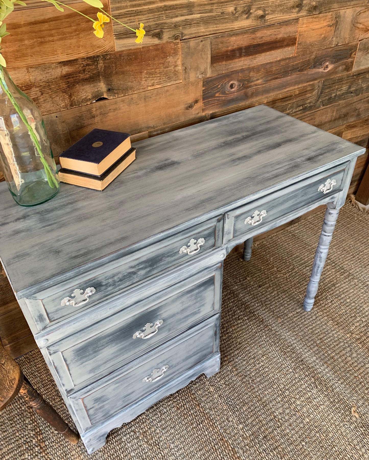 Vintage Desk with 4 Drawes - Jo’s Vintage Werks