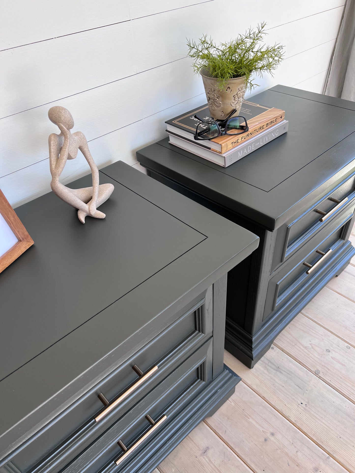 Nightstands/End Tables