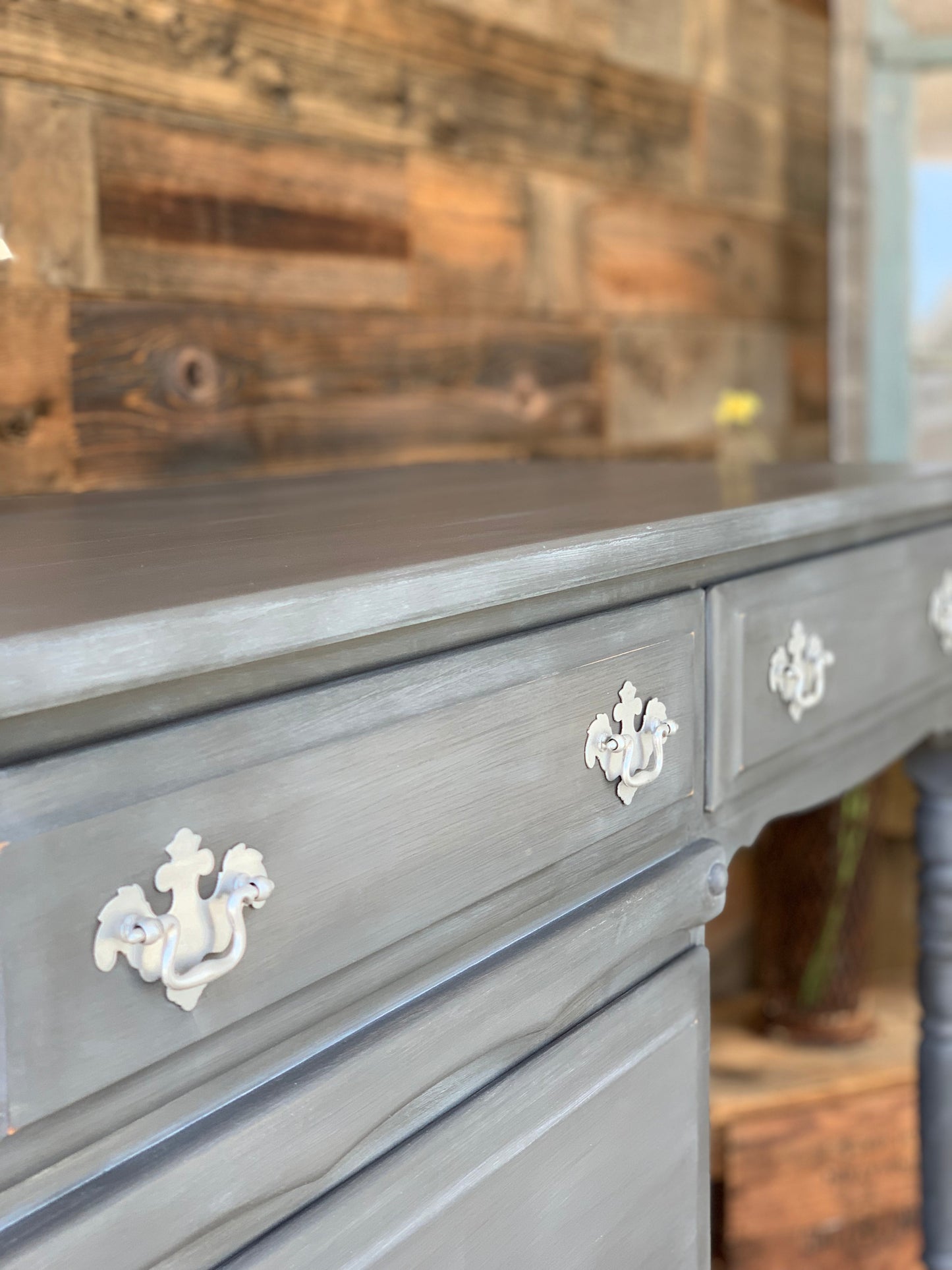 Vintage 4 Drawer Desk - Jo’s Vintage Werks