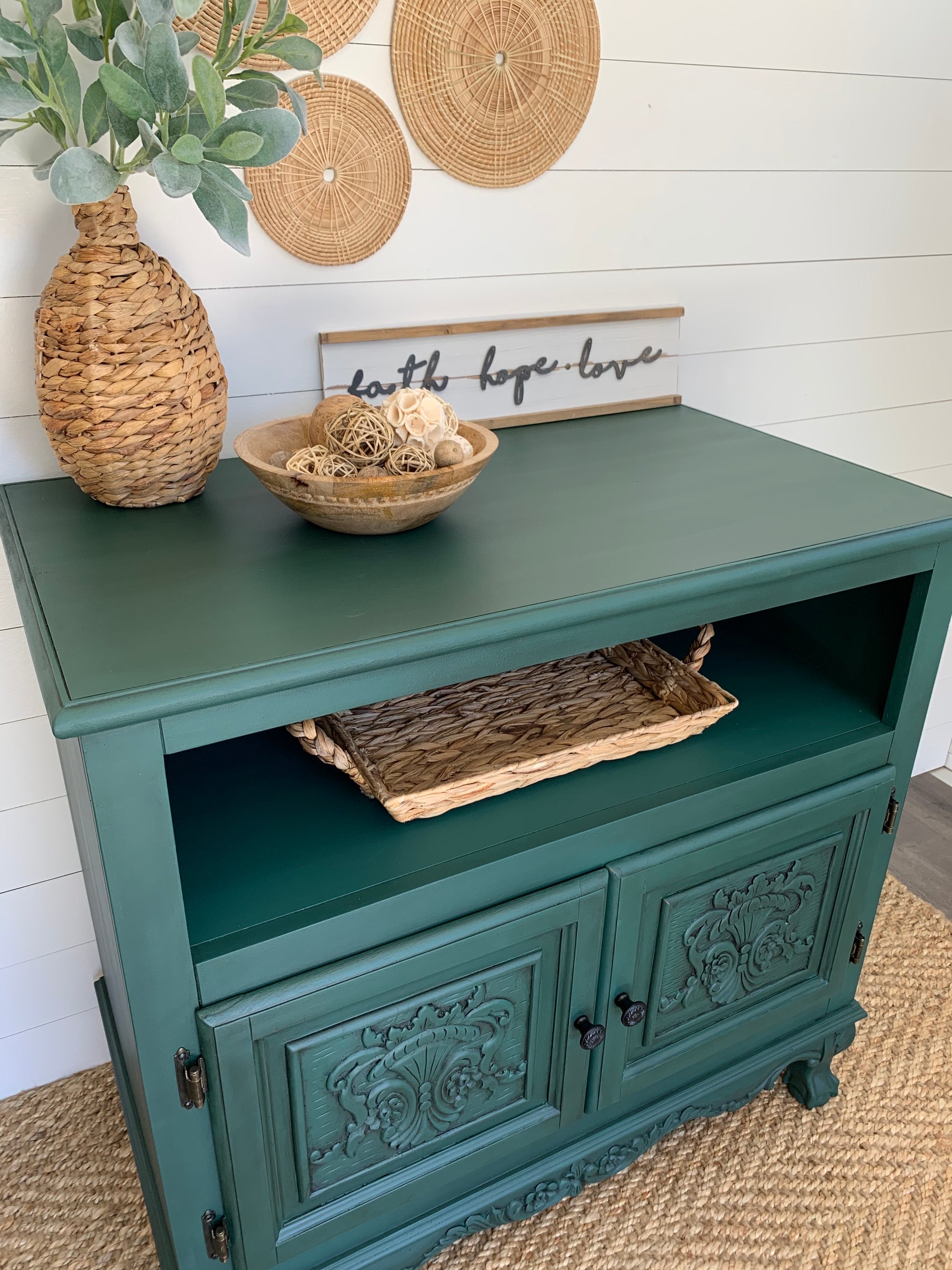 Vintage Cabinet with 1 Shelf - Jo’s Vintage Werks