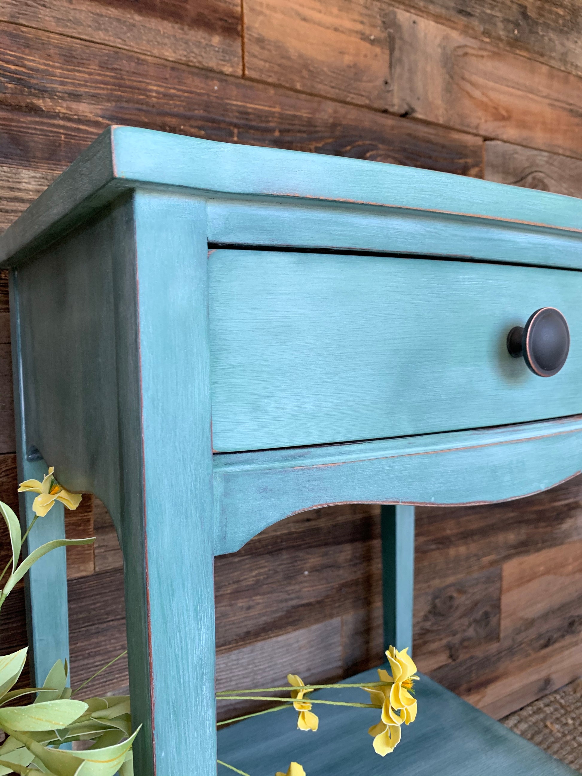 Vintage Side Table with 1 Drawer - Jo’s Vintage Werks