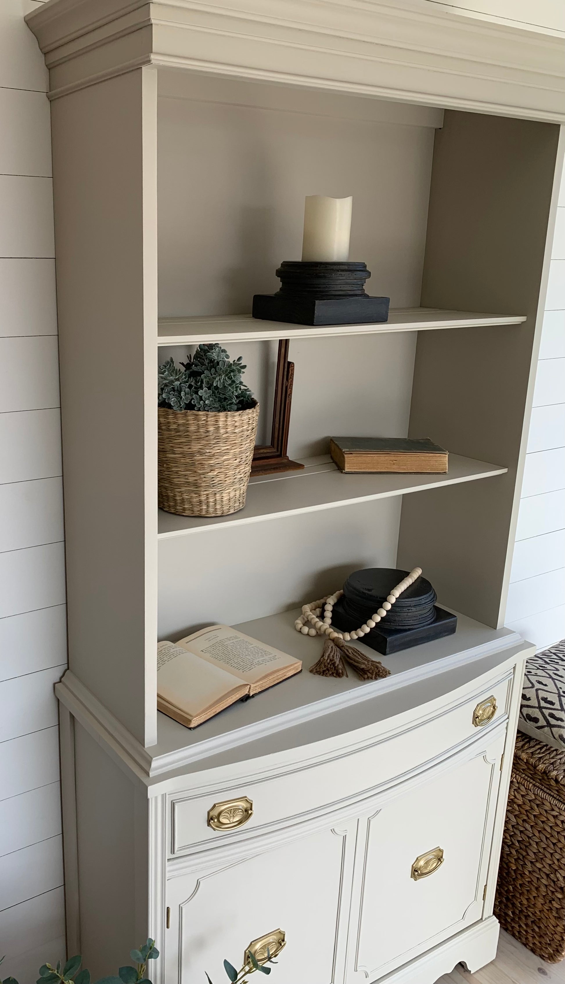 Buffet with Hutch Top - Jo’s Vintage Werks