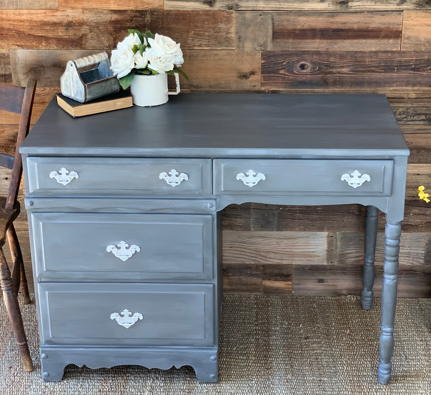 Vintage 4 Drawer Desk - Jo’s Vintage Werks