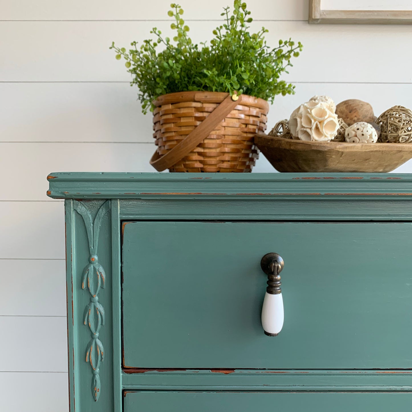 Vintage 2 Drawer Dresser/Table - Jo’s Vintage Werks