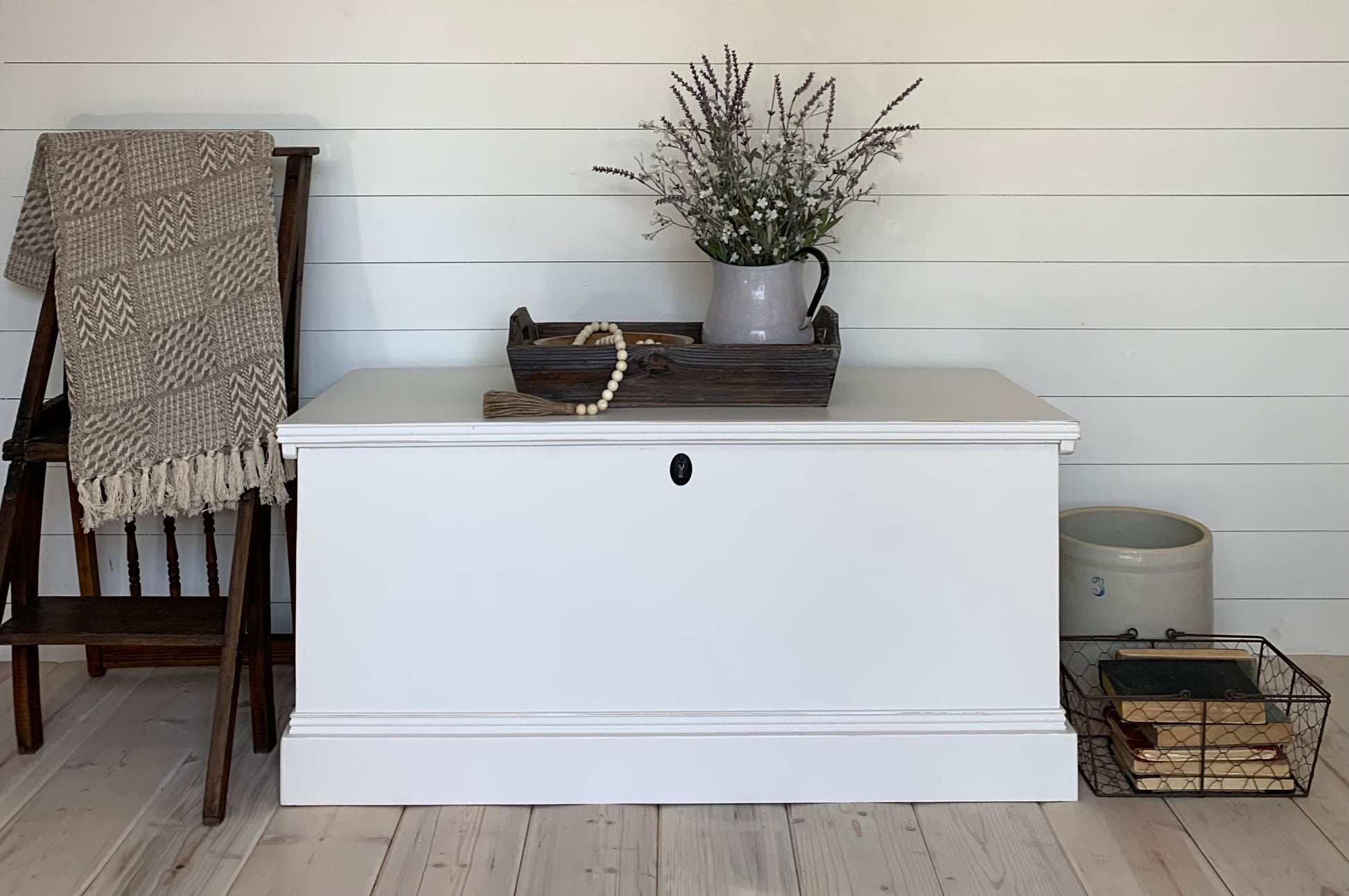 Vintage Wooden Chest - Jo’s Vintage Werks