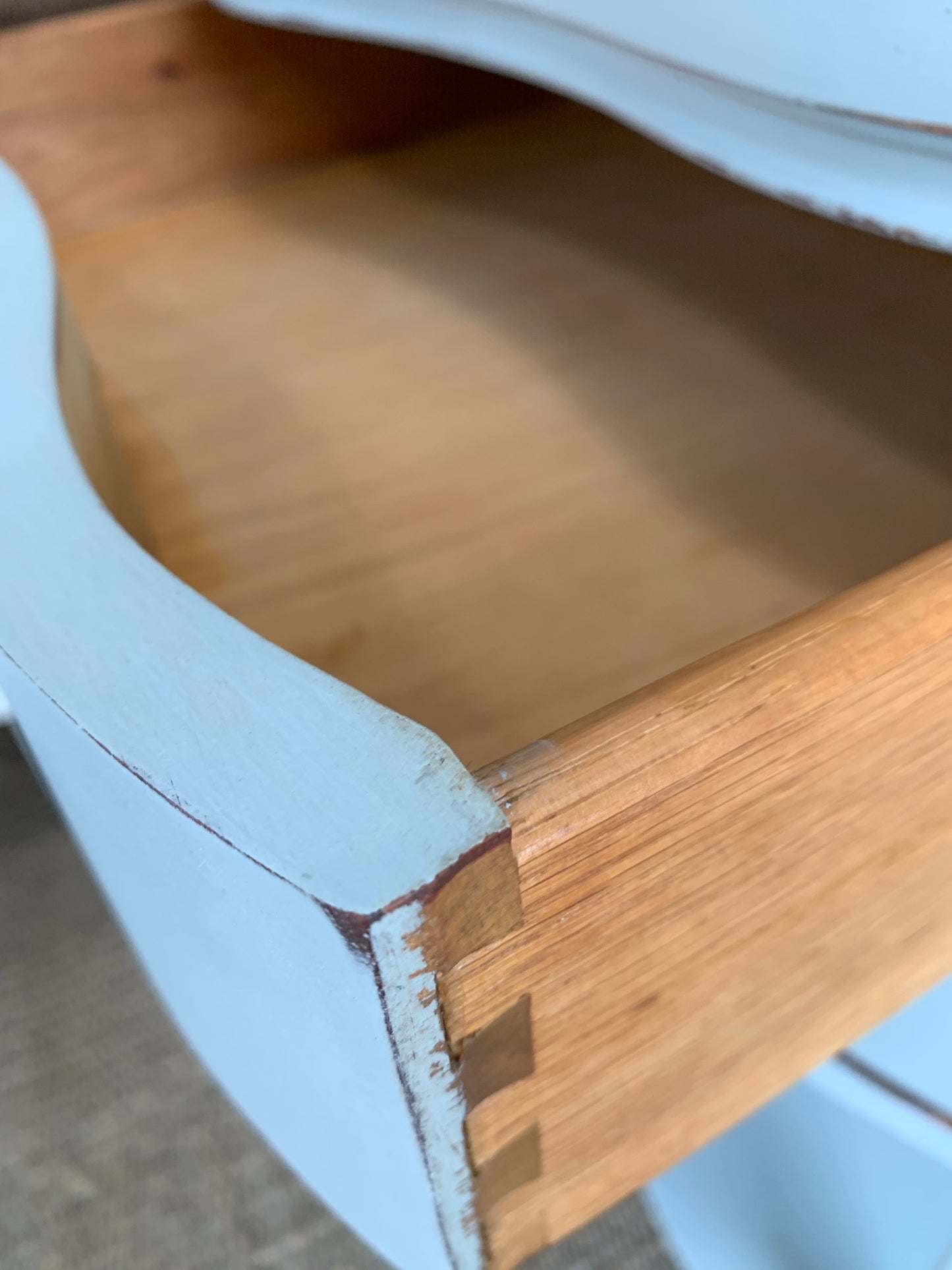 Vintage Side table with 2 Drawers - Jo’s Vintage Werks