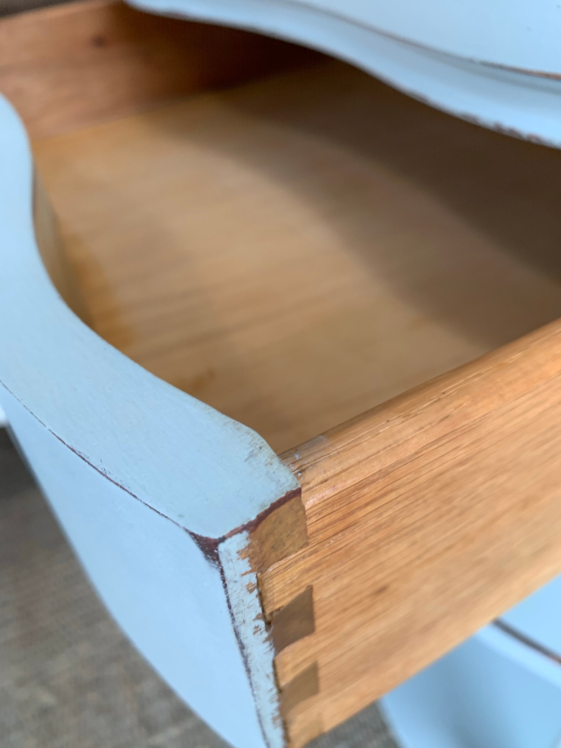 Vintage Side table with 2 Drawers - Jo’s Vintage Werks