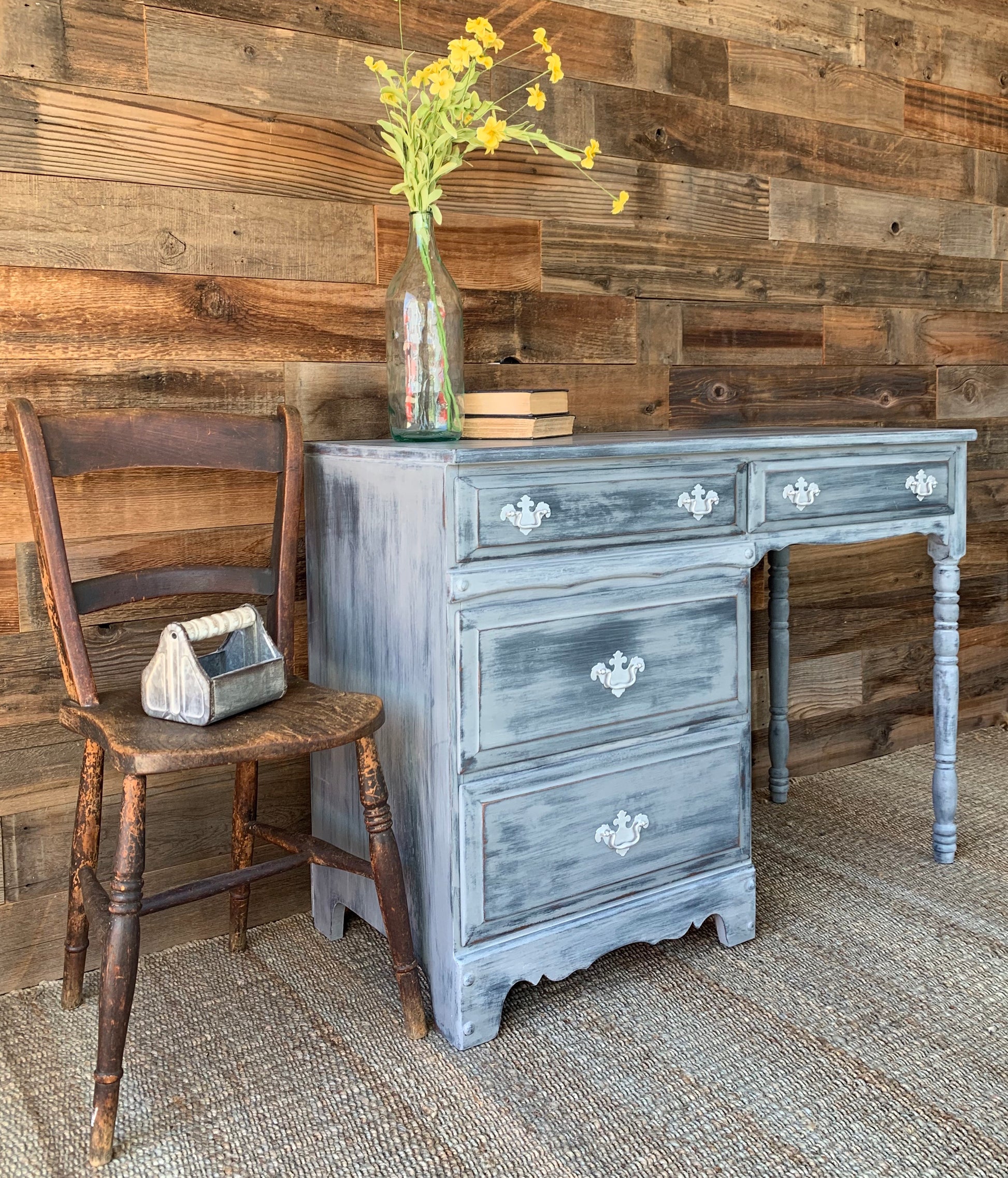 Vintage Desk with 4 Drawes - Jo’s Vintage Werks