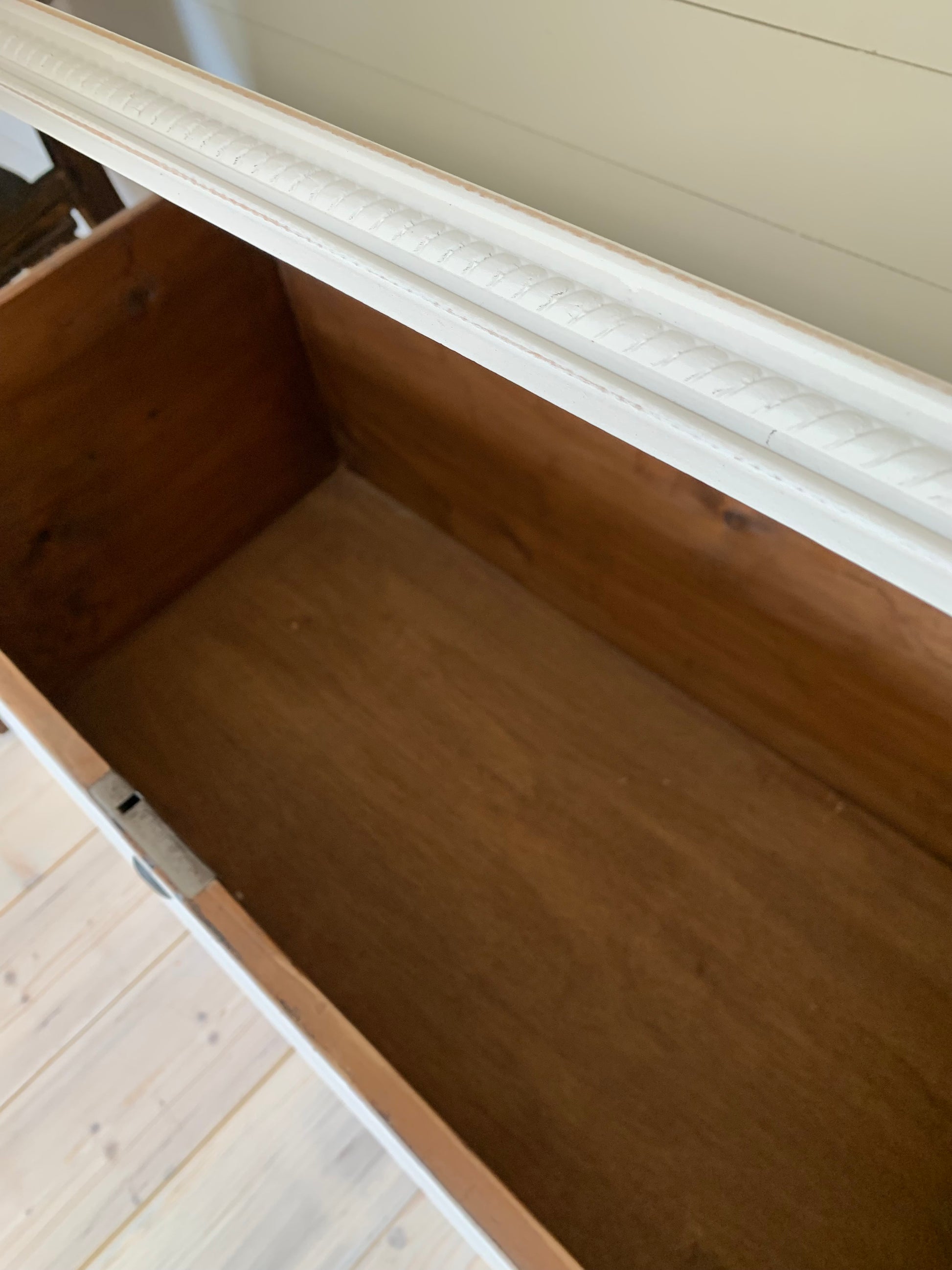 Vintage Wooden Chest - Jo’s Vintage Werks