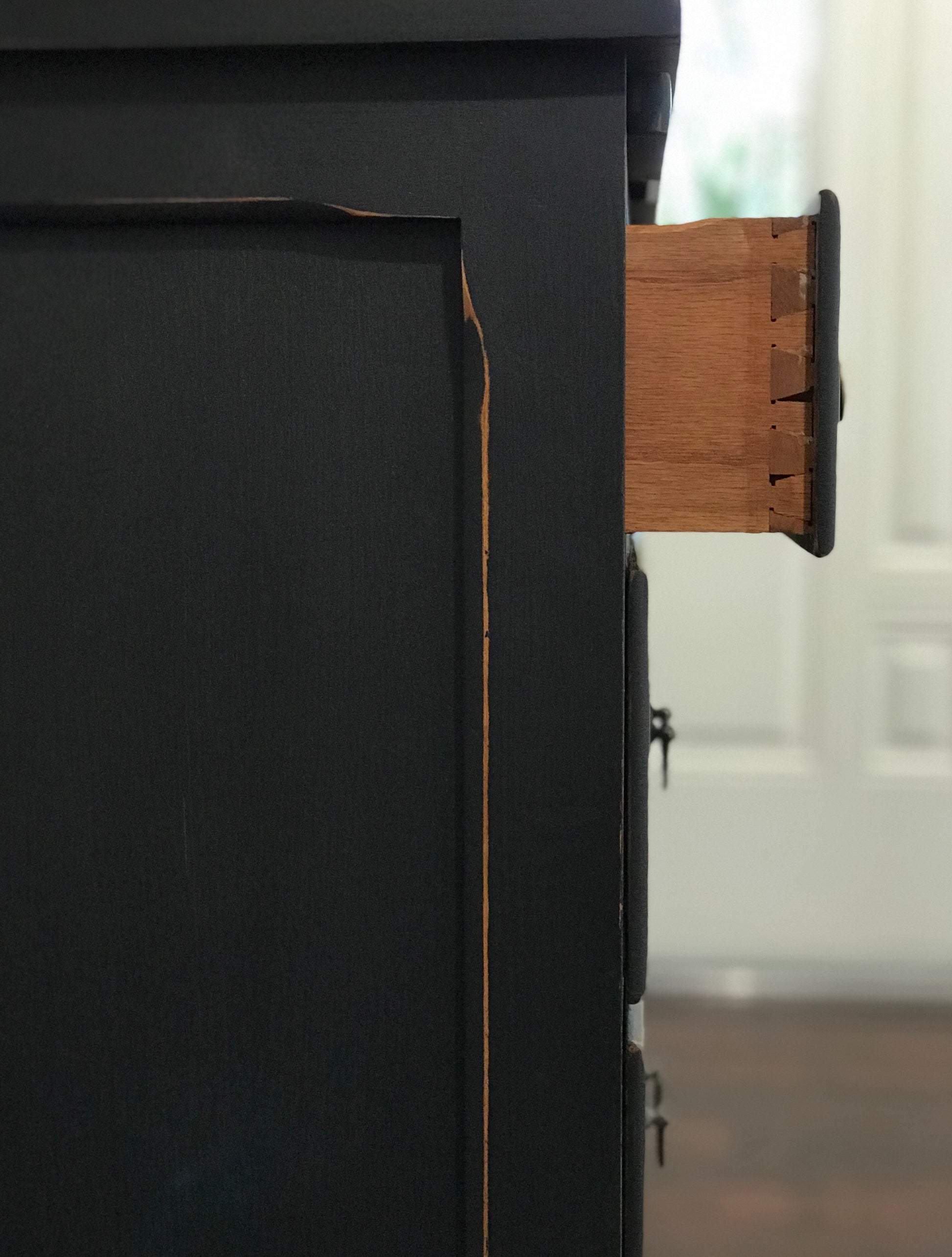 Vintage 7 Drawer Desk with 2 Pull out Shelves - Jo’s Vintage Werks