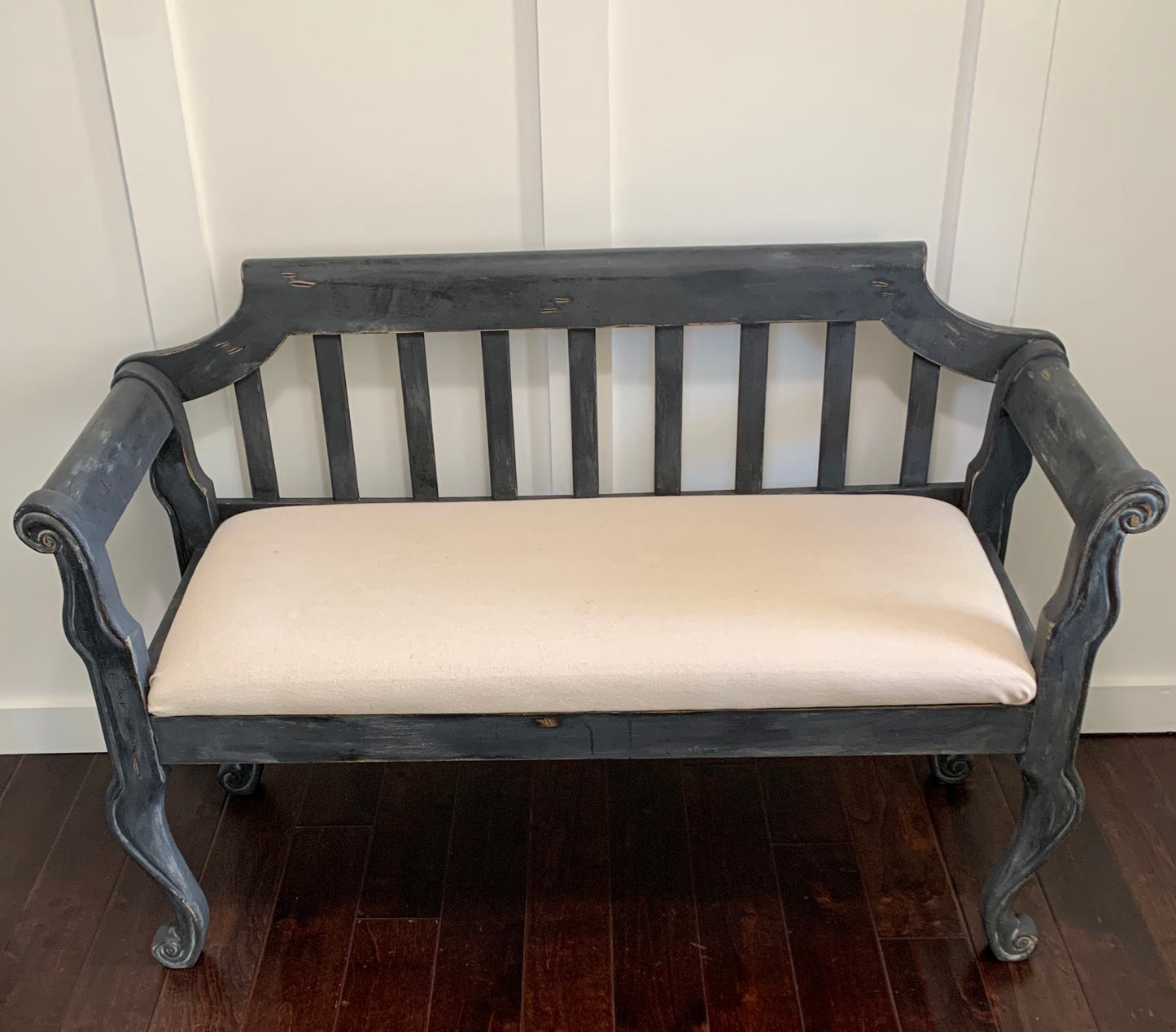 Farmhouse Bench - Jo’s Vintage Werks